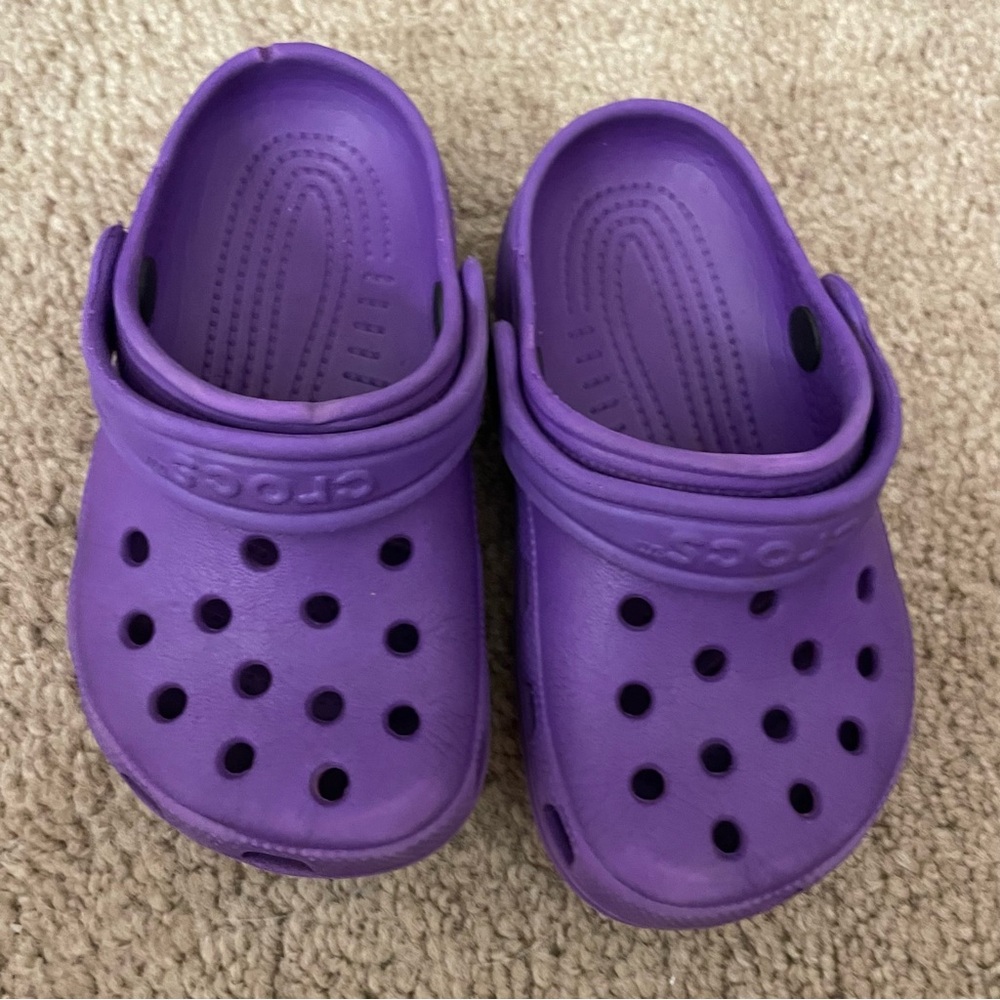 CROCS Kids Vibrant Purple Sandals